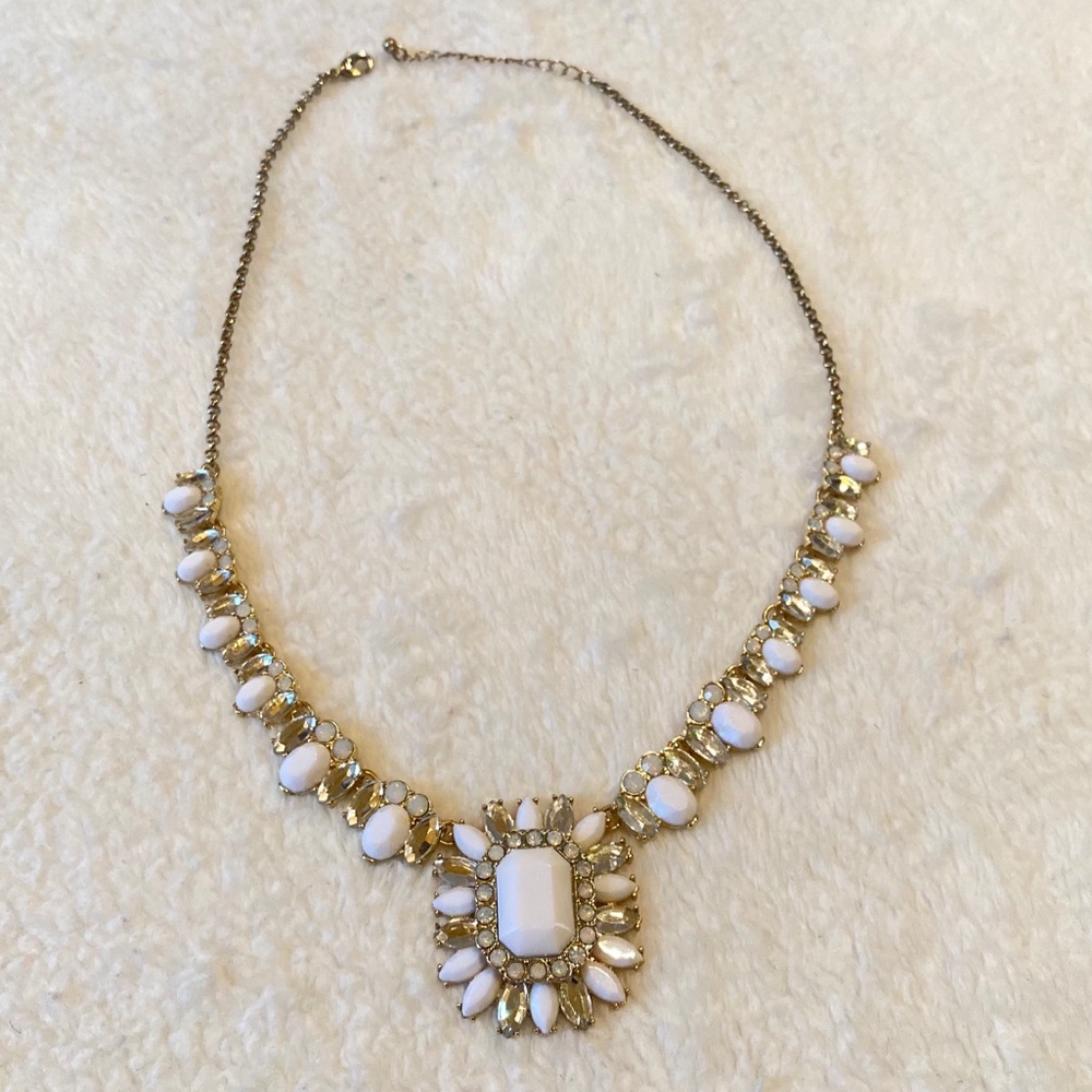 BOGO White/gold necklace